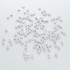 BD00101-04-silver-letter-white-opaque-coin-alphabet-beads-single-r-4×7mm