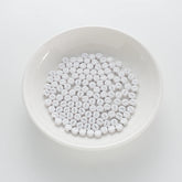 BW-00092-BD-01-silver-letter-white-opaque-coin-alphabet-beads-single-i-4×7mm