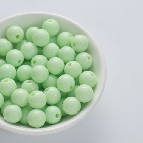 BD00024-03-light-green-round-acrylic-craft-beads-10mm