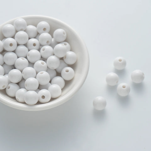 BD00027-04-white-round-acrylic-craft-beads-10mm