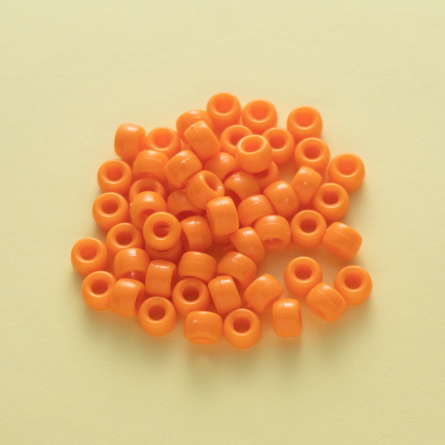 BD00036-05-tiger-orange-barrel-opaque-pony-beads-6×9mm