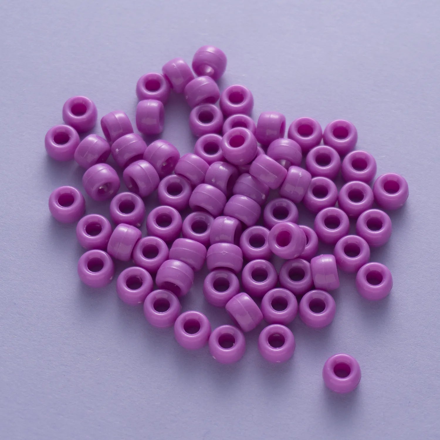 BD00044-05-violet-purple-barrel-opaque-pony-beads-6×9mm