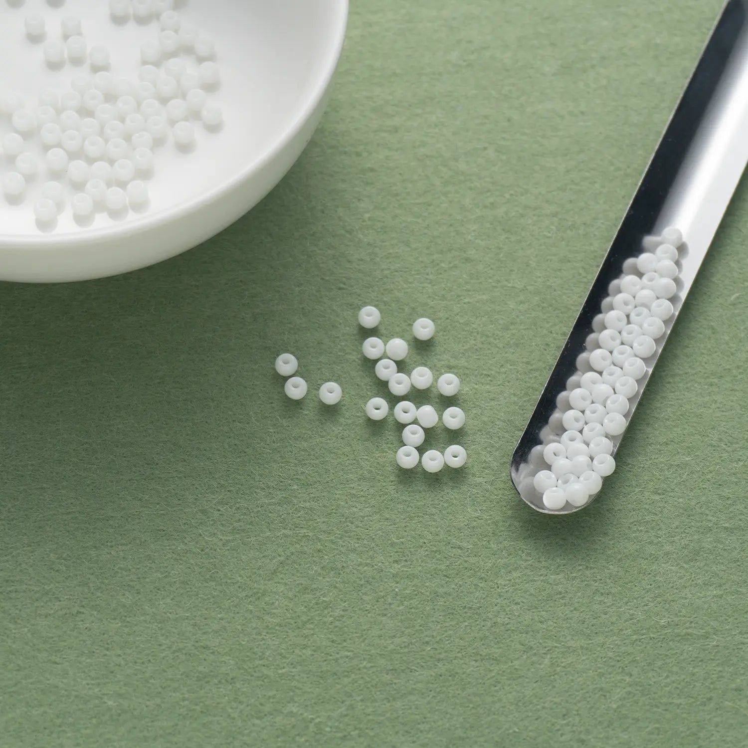 BW-00001-TL-06-stainless-steel-long-tube-bead-scoop