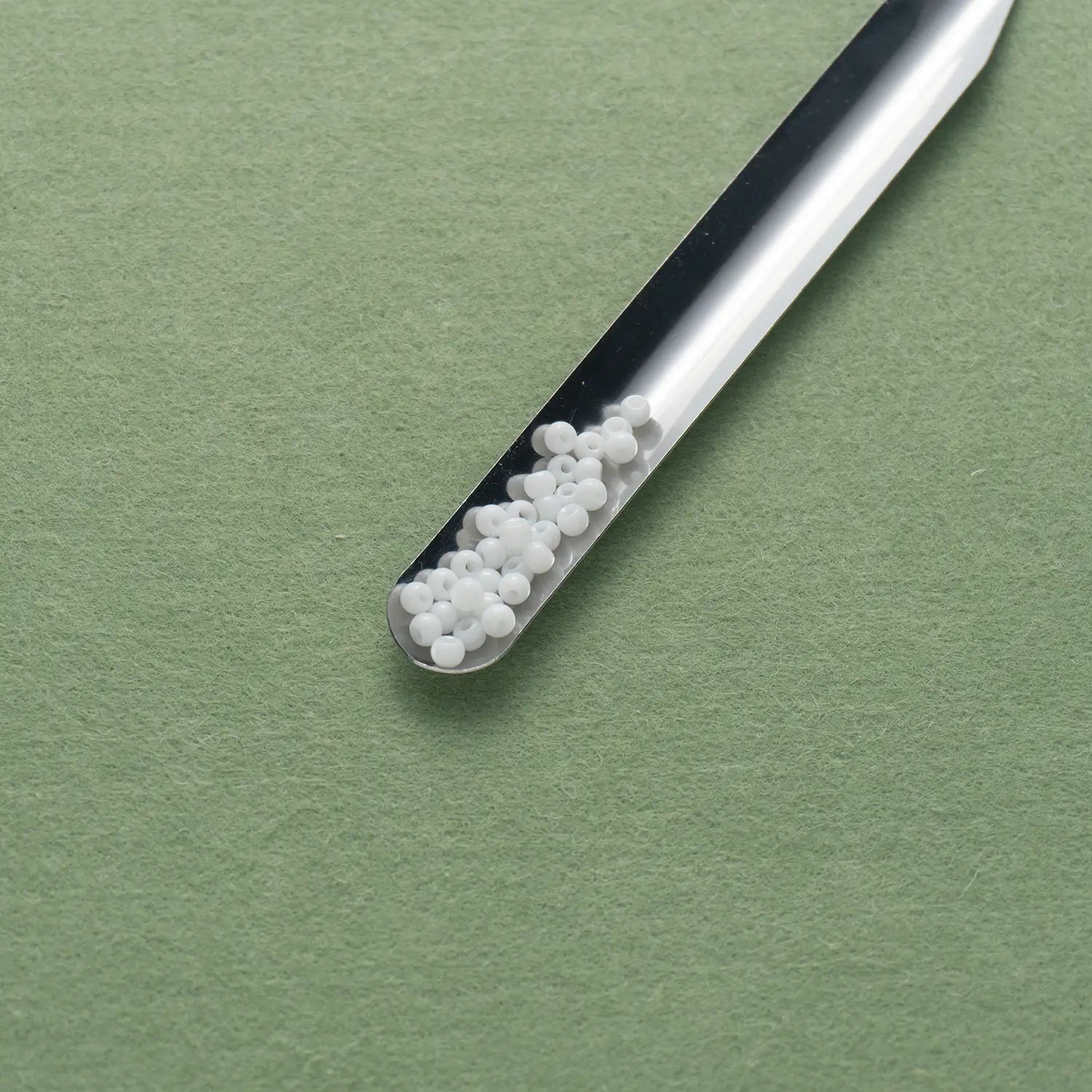 BW-00001-TL-07-stainless-steel-long-tube-bead-scoop