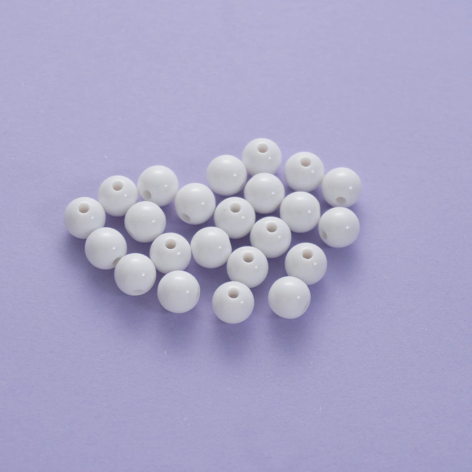 BW-00027-BD-05-white-round-acrylic-craft-beads-10mm