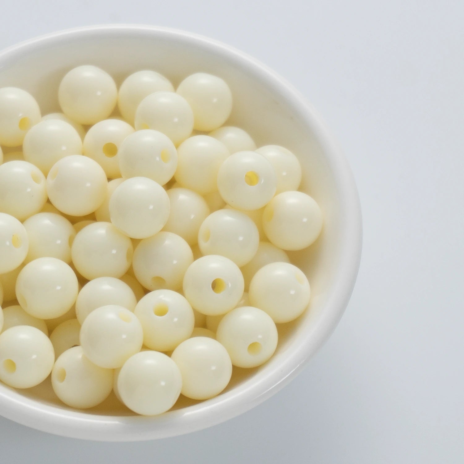 BW-00030-BD-03-beige-yellow-round-acrylic-craft-beads-10mm