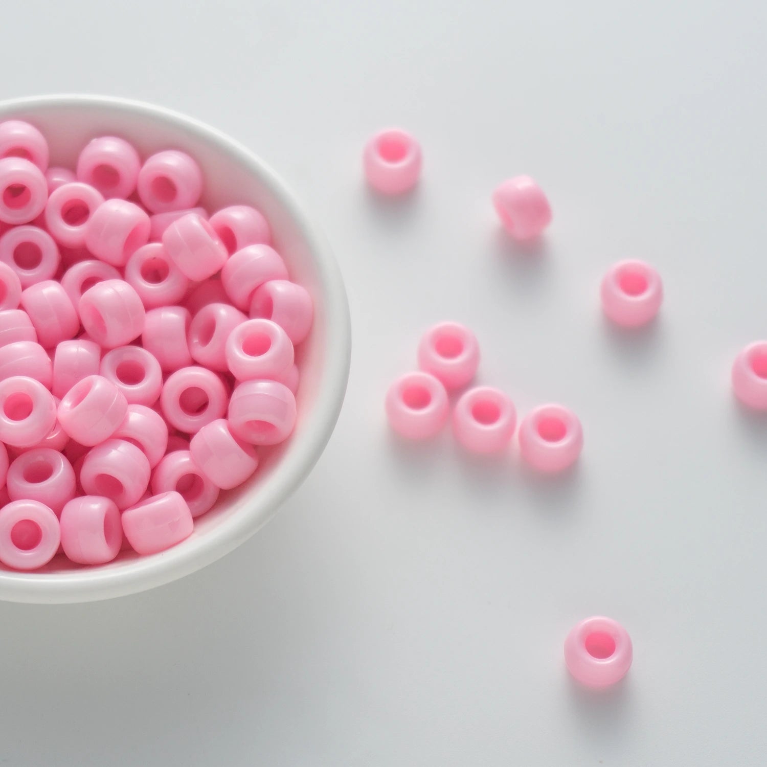 BW-00038-BD-04-pastel-pink-barrel-opaque-pony-beads-6×9mm