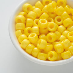 BW-00039-BD-02-corn-yellow-barrel-opaque-pony-beads-6×9mm