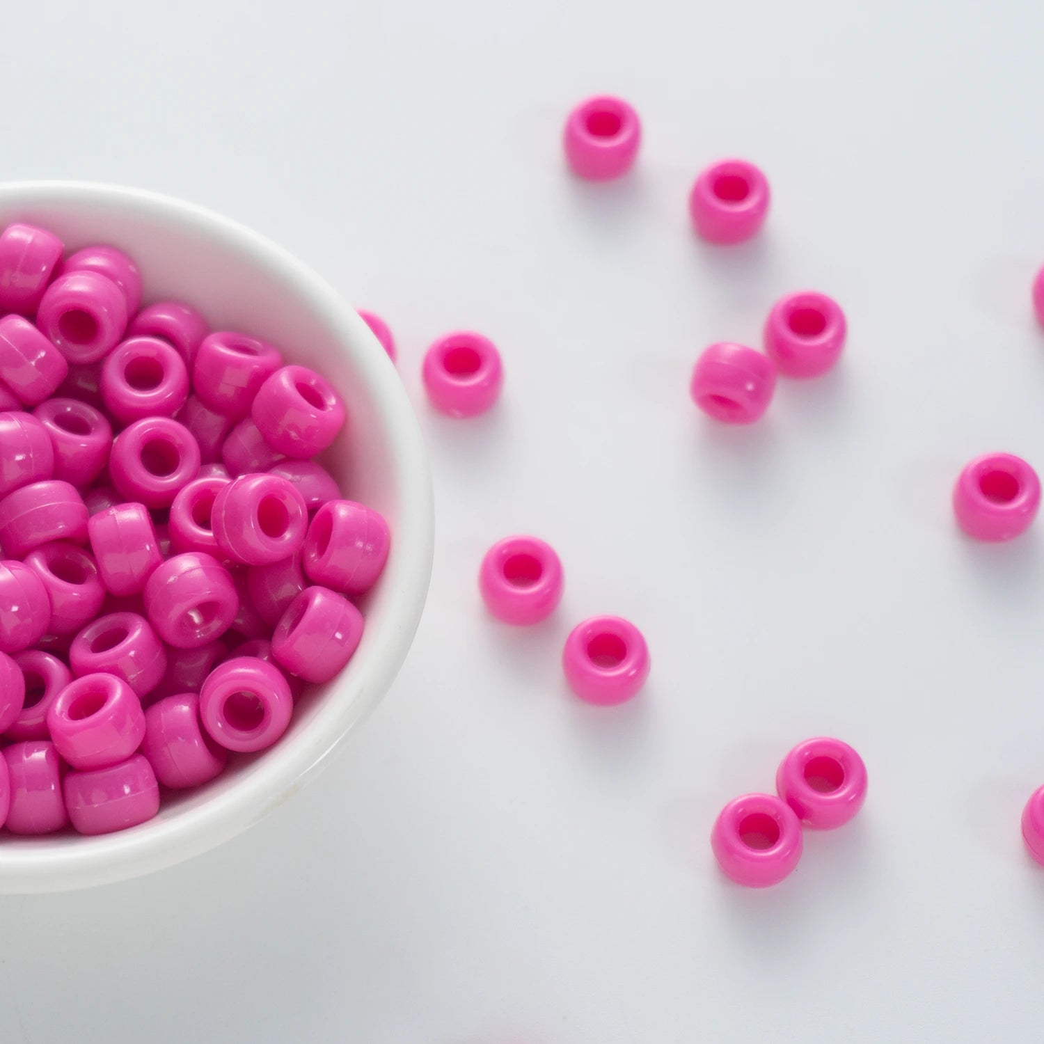 BW-00046-BD-04-magenta-red-barrel-opaque-pony-beads-6×9mm