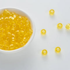 BW-00051-BD-04-cyber-yellow-barrel-transparent-pony-beads-6×9mm