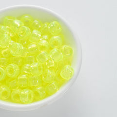 BW-00052-BD-03-lime-yellow-barrel-transparent-pony-beads-6×9mm