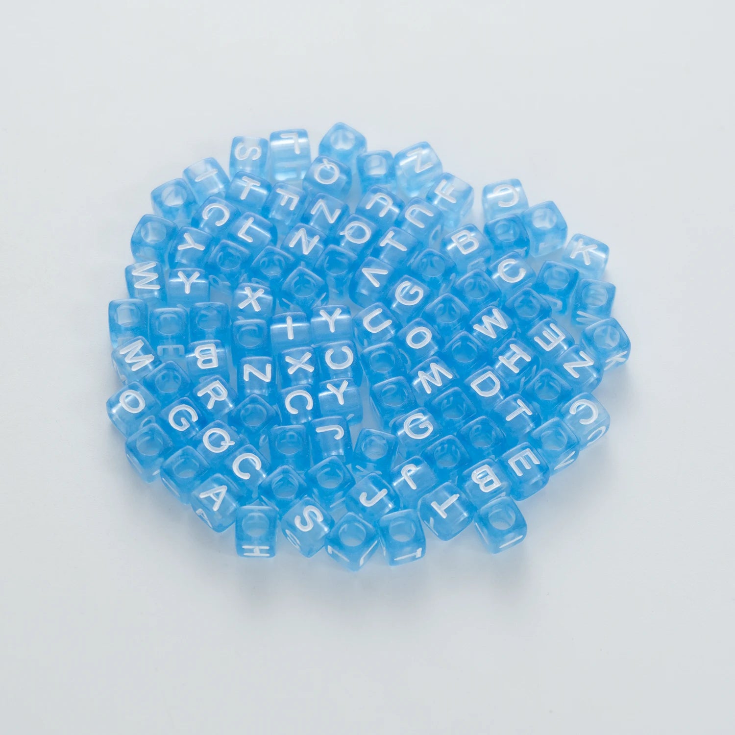 BW-00080-BD-02-white-letter-light-blue-transparent-cube-alphabet-beads-mix-6mm