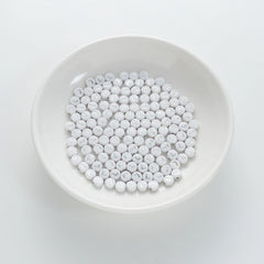 BW-00095-BD-01-silver-letter-white-opaque-coin-alphabet-beads-single-l-4×7mm