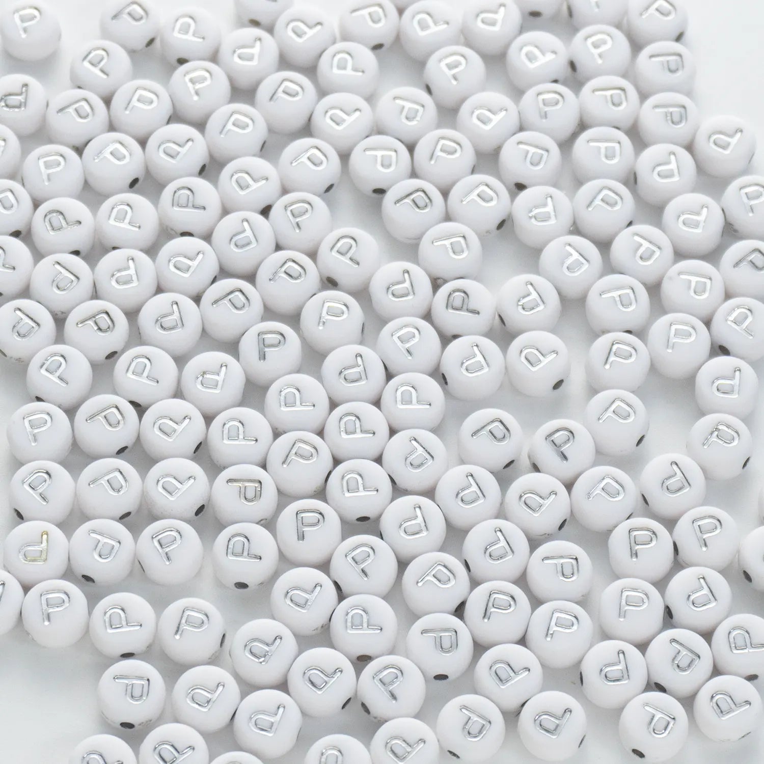 BW-00099-BD-02-silver-letter-white-opaque-coin-alphabet-beads-single-p-4×7mm