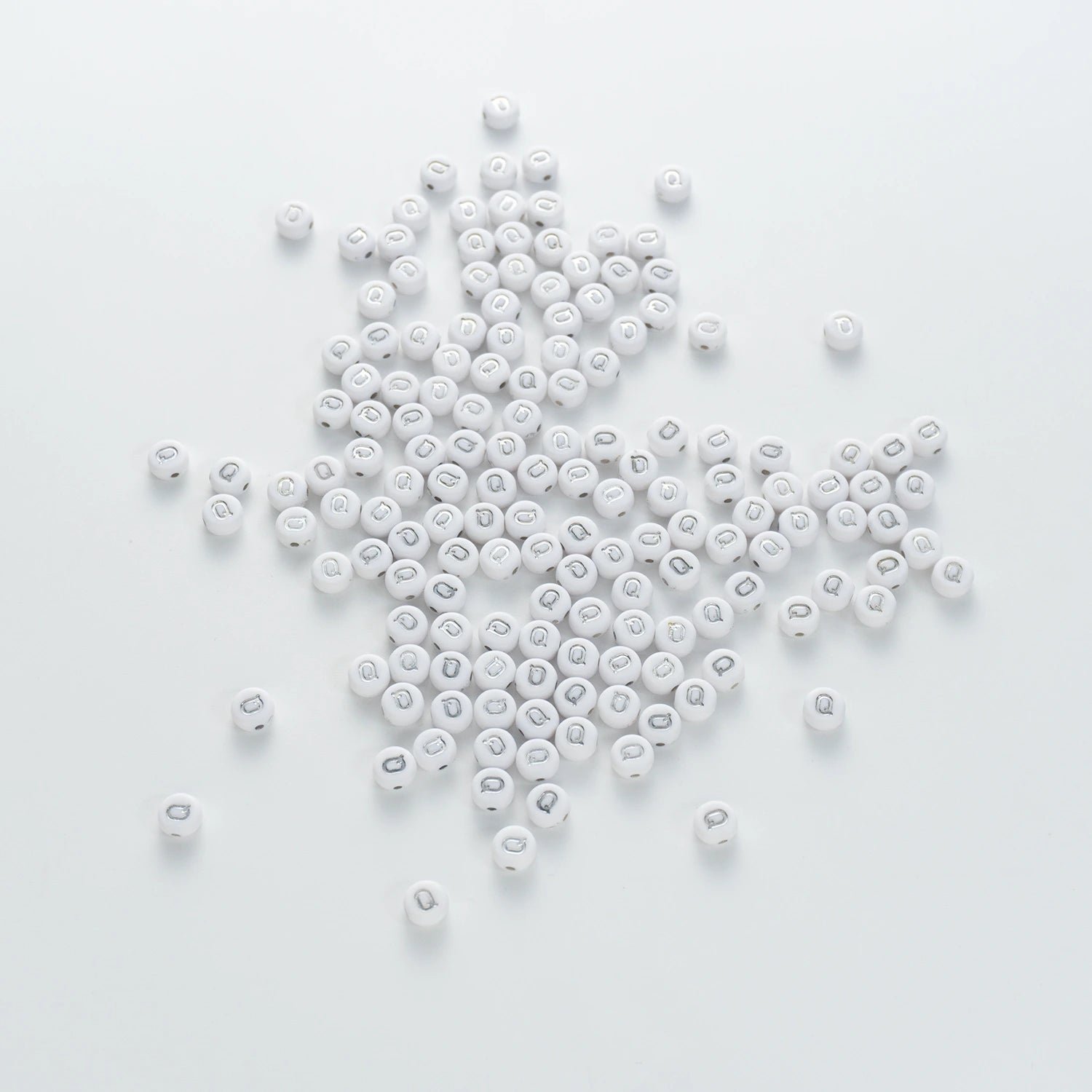 BW-00100-BD-04-silver-letter-white-opaque-coin-alphabet-beads-single-q-4×7mm